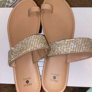 Shade & shore sparkly one toe sandals